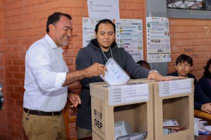 ‘Vikingo’ reconoce victoria de Loza en la Gobernación de Cochabamba y agradece los votos que recibió