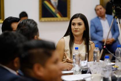 Tras firma del acuerdo por el 50-50, la gobernadora de Pando dice que se trabajará en la creación de fondos de compensación