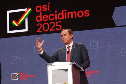 Tuto plantea a Samuel y Manfred un compromiso para hacer mayoría en el congreso para impulsar leyes
