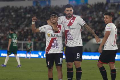 Oriente Petrolero cae en el Tahuichi ante Always Ready