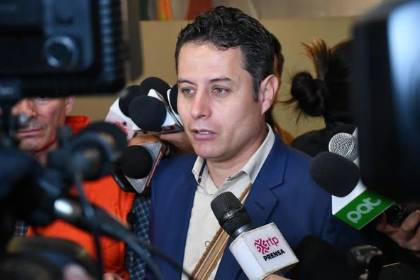 Sin el presidente del TSJ, Lara se reúne con jefes de bancada para tratar “crisis” del Órgano Judicial y deciden impulsar elecciones 
