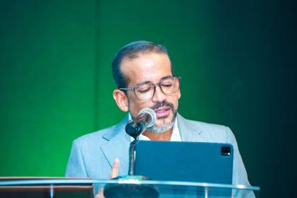 ¿Camacho será embajador boliviano en Paraguay? Esto responde el vocero presidencial