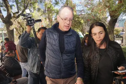 Elecciones 2025: Dunn dice que no ha pensado en alianzas y que aún tiene plazo