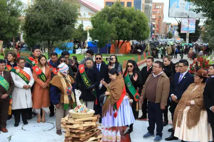 El Alto celebra 40 años con la mirada puesta en apuntalar su crecimiento