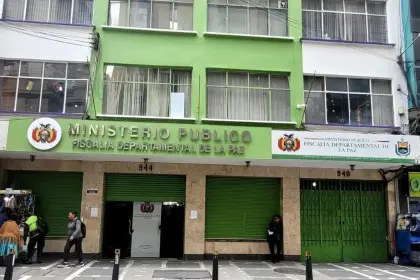 Hombre asesina a una joven madre en La Paz; existía una deuda por asistencia familiar, señala la Fiscalía