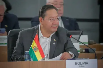 BRICS: Arce pide buscar instrumentos financieros que no dependan de calificadoras de riesgo