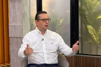 El Gobierno tiene que dar un informe de la crisis y señales prontas de recorte del gasto público, dice exministro Ortiz