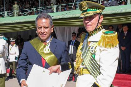 ¿Qué decisión tomará el Gobierno sobre el jefe de la Policía? Sokol revela una charla con Oviedo