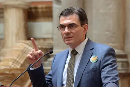 El presidente y ministros llegan al diálogo con la COB en el día 48 de los bloqueos en Bolivia