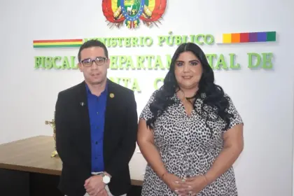 Jessica Echeverría renuncia de forma irrevocable a la Fiscalía en Santa Cruz