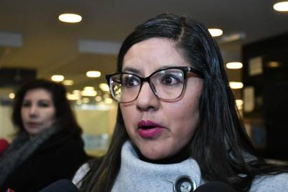 ¿Hay sobresueldos? Diputados piden investigar las denuncias de Beller