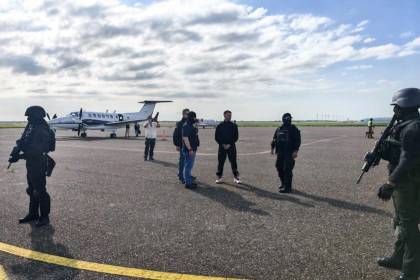 Estas son las dos primeras fotografías del narcotraficante Sebastián Marset ante las autoridades