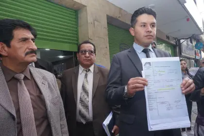 Diputado Rojas presentó denuncia contra el dirigente de la COB por el presunto delito de estafa 