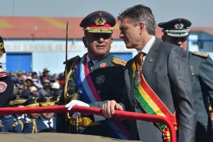 Jefe de las FFAA sobre los 53 días de crisis: “La voluntad soberana del pueblo no se negocia”