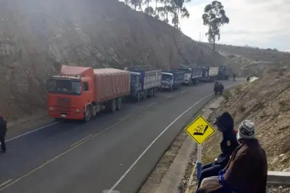 Campesinos de Chuquisaca retomarán bloqueo indefinido: piden acercamiento Paz- Lara