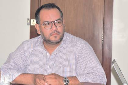 Cinco candidatos a alcaldías en Santa Cruz esperan la decisión del TSE sobre su inhabilitación en el TED