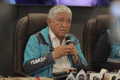 La Paz: Arias dice que “era necesario” el incremento de tarifas del transporte “por el bien” de la ciudad