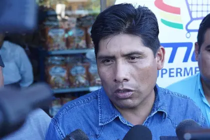 ¿Dónde está Franklin Flores? Los agentes lo buscaron en su casa, pero no lo encontraron