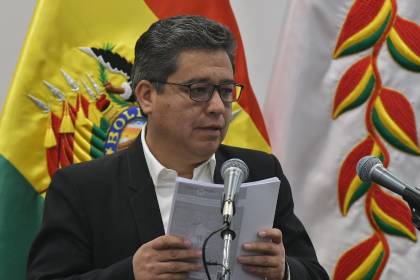 Gobierno se abre a solicitar cooperación internacional para enfrentar el crimen organizado y el narcotráfico