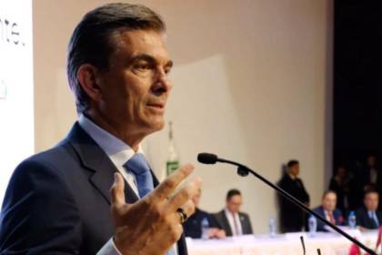 Paz: “No estamos lejos de que quieran generar otro sismo político estructural en la democracia y en la Constitución”