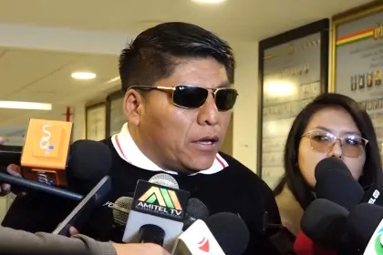 “Pretenden involucrarnos con temas ilícitos”, dice Loza tras la aprehensión del exjefe antidrogas de Evo Morales