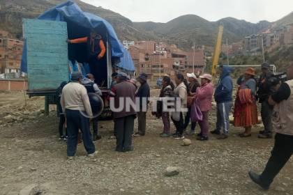 La Paz: Vecinos de Kalajahuira señalan que Emapa no avisó que iba a vender arroz en la zona y le piden un cronograma