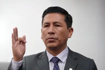 Rodrigo Paz designa como ministro de Justicia a Jorge García Pinto