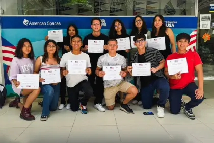 La Paz inaugura American Space: un centro cultural para jóvenes y la comunidad