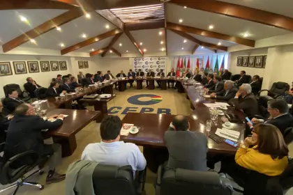 Empresarios piden reglamentar decreto que reconoce negociación del incremento salarial con sus trabajadores