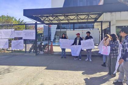 Cuatro meses de detención preventiva para el catedrático sindicado de acosar a sus alumnas en un examen