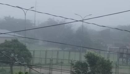 Santa Cruz amaneció con una densa neblina luego de jornadas de lluvia constante