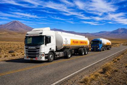 YPFB anuncia dos nuevos corredores logísticos para reforzar el ingreso de diésel a Bolivia