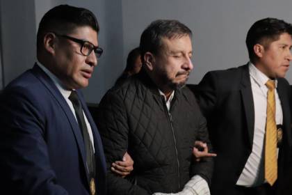 Gasolina: Con el respaldo del Gobierno, Medinaceli espera la decisión del juez al pedido de cárcel de la Fiscalía