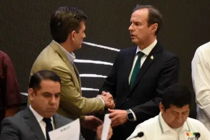 Acuerdo contra la guerra sucia “no se está cumpliendo”, advierte vocal del TSE, quien anuncia sanciones