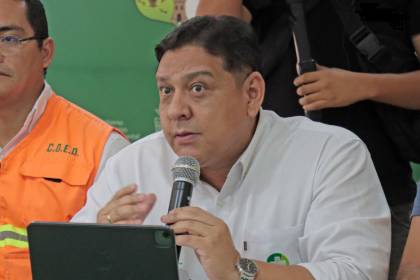 Gobernación cruceña cuestiona que trabajadores de salud acaten paro en el tercer nivel cuando reclaman sueldo a la Alcaldía