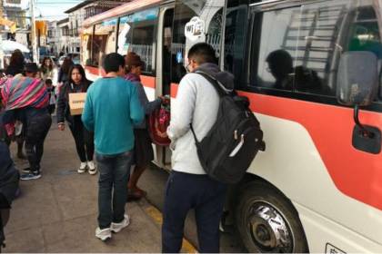 Sucre: Micros duplican pasaje de Bs 3 a Bs 6 tras eliminación de subvención al diésel