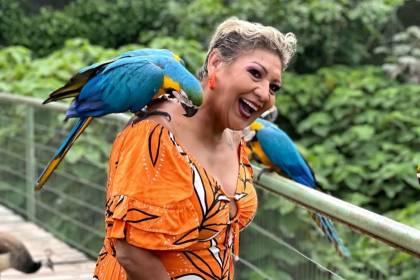 La artista cruceña Alenir Echeverría está en terapia intensiva y la familia pide ayuda 