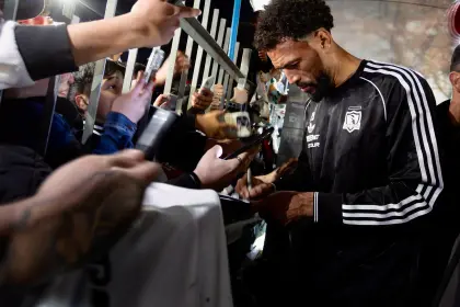 Vozinha no recibe goles en su estreno de la liga chilena con Colo Colo