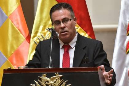 “Hay que cambiar a las cabezas”: Fiscal general interino pide a fiscales departamentales que “pongan su cargo a disposición”