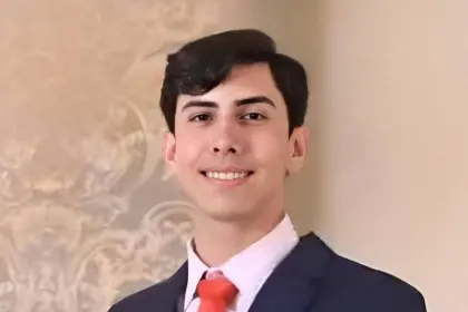 Identifican al joven universitario que falleció al ser atropellado por un micro