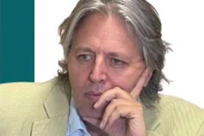Asesor del PDC se disculpa tras polémica declaración para criticar a Juan Pablo Velasco 