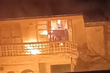 Un incendio afectó el inmueble que el partido Evo Pueblo ocupa en La Paz