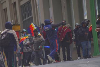 Expresidentes de Latinoamérica y España se pronuncian sobre conflictos en Bolivia e instan a la OEA a que disponga medidas