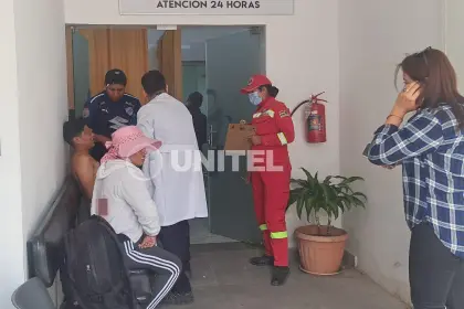 Hombre ataca con cuchillo al azar transeúntes en Cochabamba y deja seis heridos