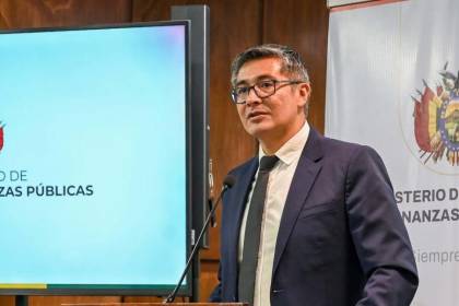 “El decreto no se mueve”: El Gobierno abre las puertas al diálogo, pero ratifica que no retrocederá y “la decisión está tomada”