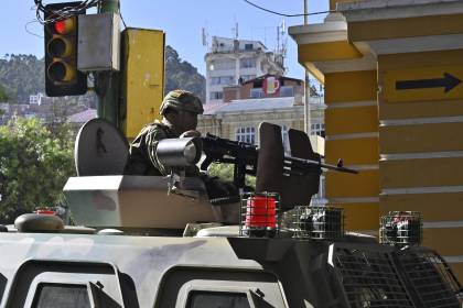 Toma militar en kilómetro cero: Las horas de zozobra que pusieron en vilo a Bolivia