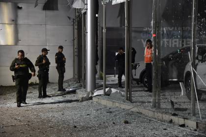 Atentado guerrillero deja 14 heridos en Colombia a días de la investidura presidencial