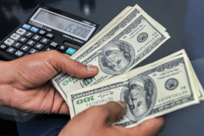 ¿A cuánto se cotizan el dólar referencial y el digital en Bolivia en este inicio de semana?