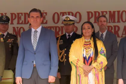 Bolivia expulsa a la embajadora de Colombia por la “injerencia” de Petro en política interna