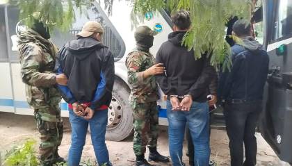 Secuestran 80 paquetes de droga de un bus que estaba rumbo a Puerto Quijarro